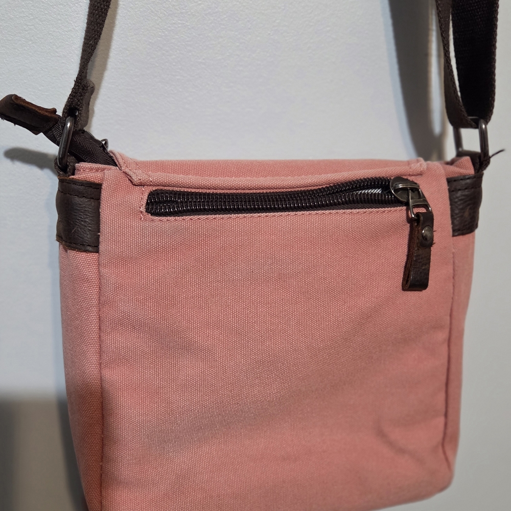 Acacia Crossbody Pink Canvas Bag Purse - Picture 4 of 10